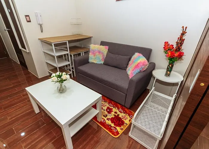 The Zen Escape 1br Makati Swim Gym Park Cook 300mb 5940 Apartment Manila