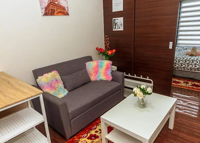 Apartment The Zen Escape 1br Makati Swim Gym Park Cook 300mb 5940 *