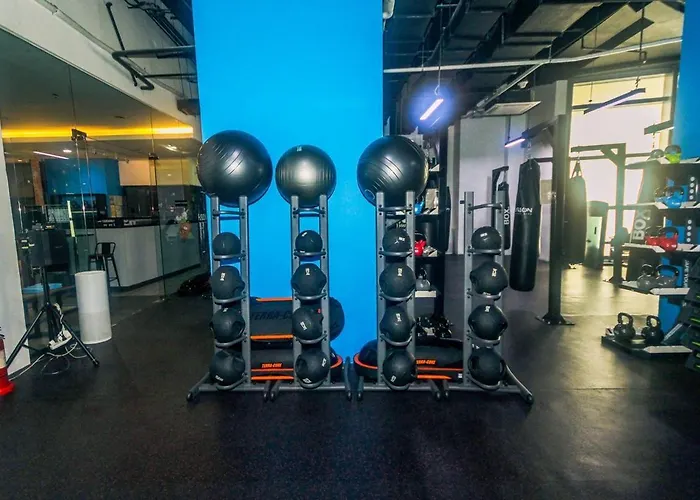 The Zen Escape 1br Makati Swim Gym Park Cook 300mb 5940 *