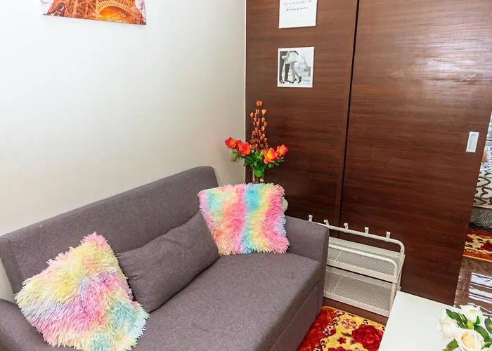 The Zen Escape 1br Makati Swim Gym Park Cook 300mb 5940 * Manila